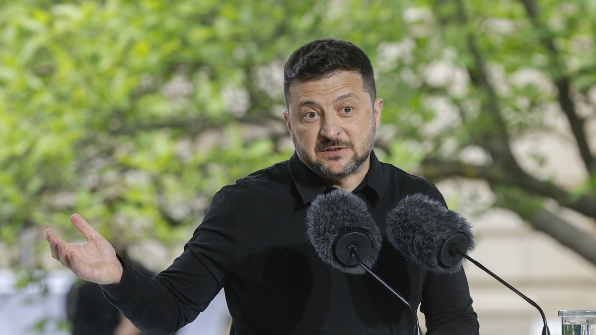 Ukrainian President Volodymyr Zelenskyy speaks during a joint press conference with NATO Secretary-General Mark Rutte (not pictured), Kyiv, Ukraine, June 3, 2026. (EPA Photo)