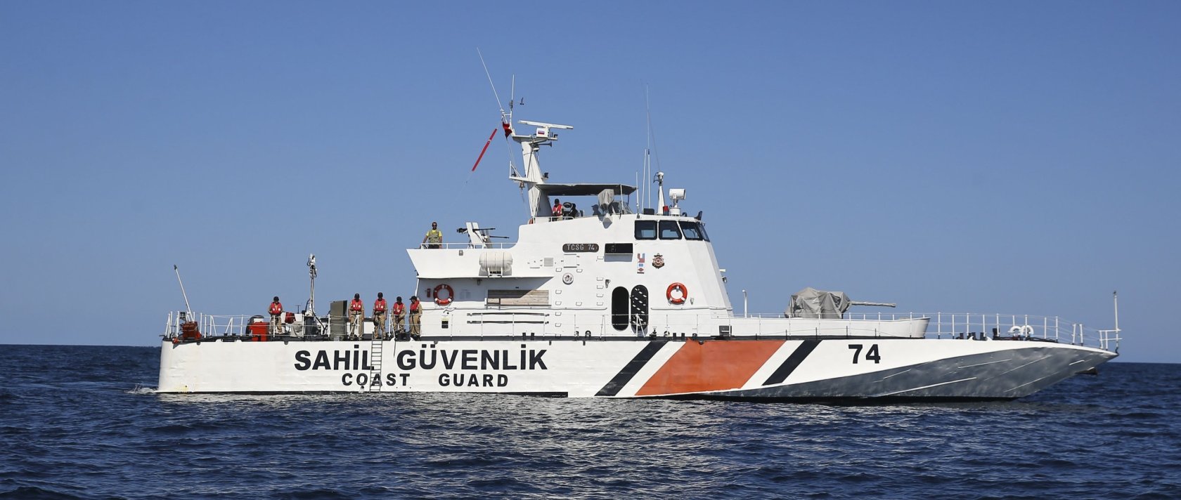 A Turkish coast guard boat on a patrol in the Black Sea, near Türkiye, Sept. 22, 2017. (AA File Photo)
