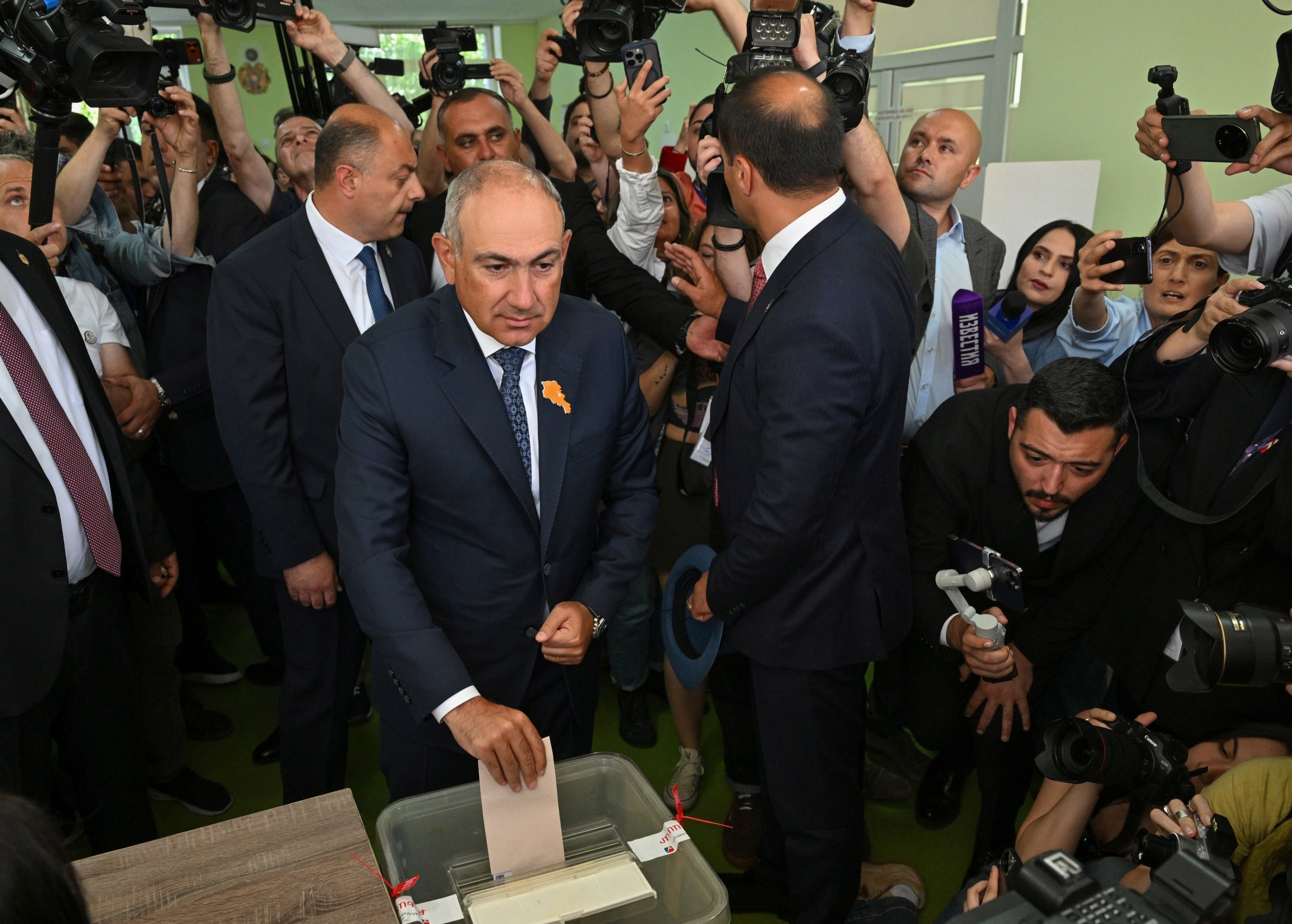 Armenians re-elect PM Pashinyan in nod to country’s Westward tilt