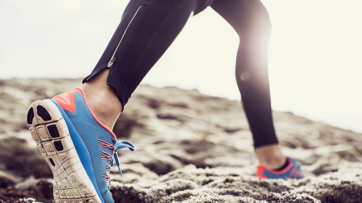 Exercising in hot and humid weather without proper precautions can lead to performance declines and health risks, according to a Turkish physiotherapy expert. (Shutterstock Photo)