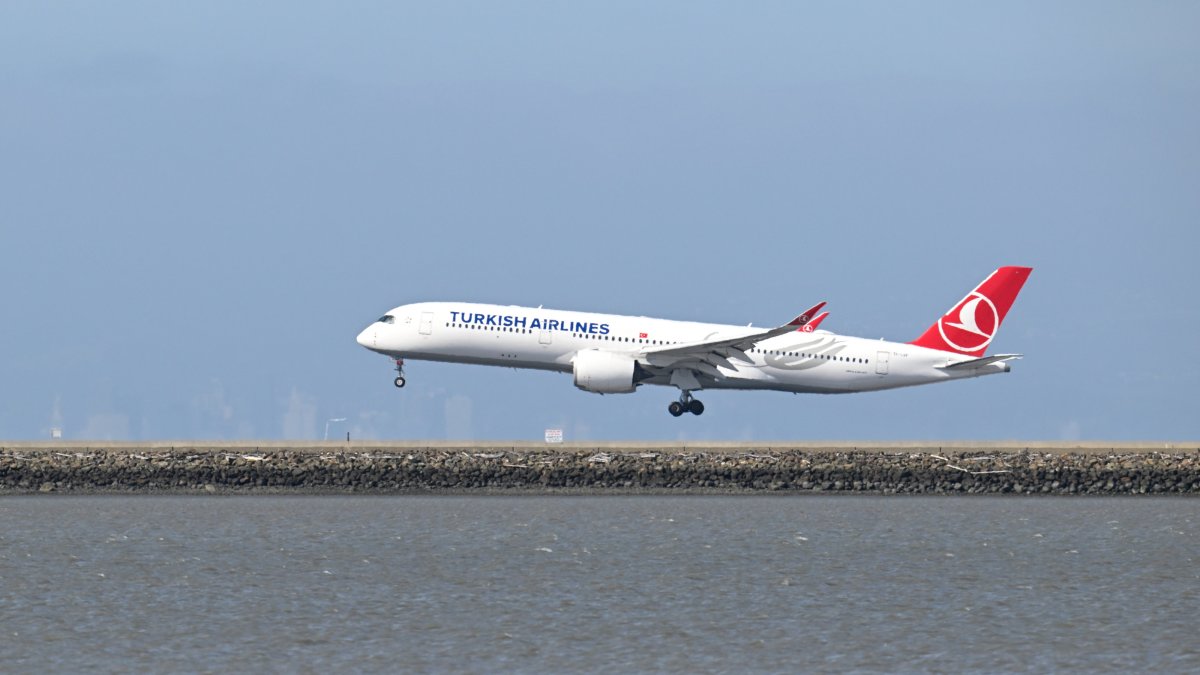 A Turkish Airlines aircraft lands at San Francisco International Airport, California, U.S., May 12, 2026. (AA Photo)