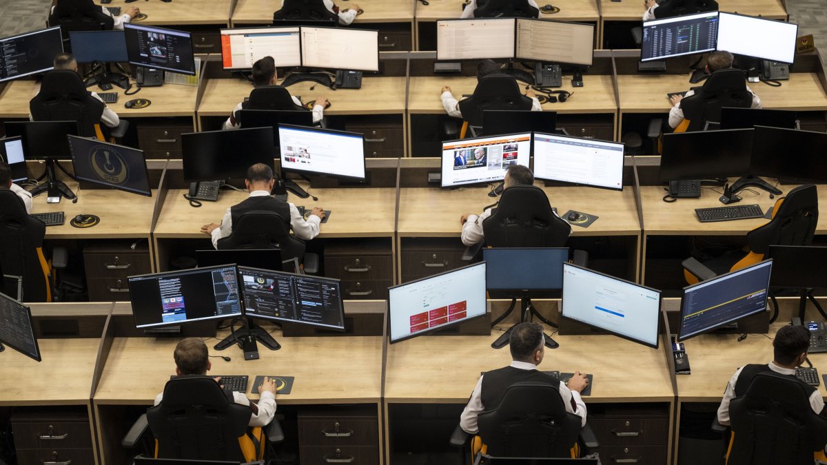 Personnel monitor cyber activity at the Gendarmerie General Command's Cyber Monitoring and Evaluation Center, Ankara, Türkiye, May 5, 2026. (AA Photo)