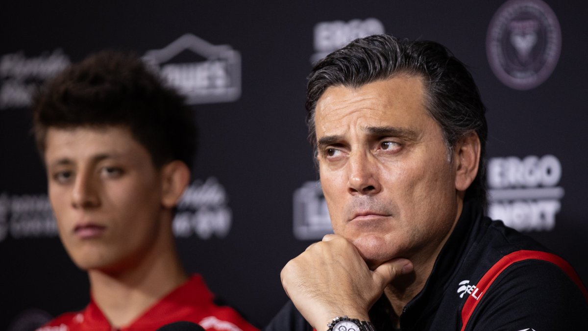 Türkiye head coach Vincenzo Montella attends a press conference ahead of an international friendly against Venezuela, Miami, Florida,  June 5, 2026. (AA Photo)