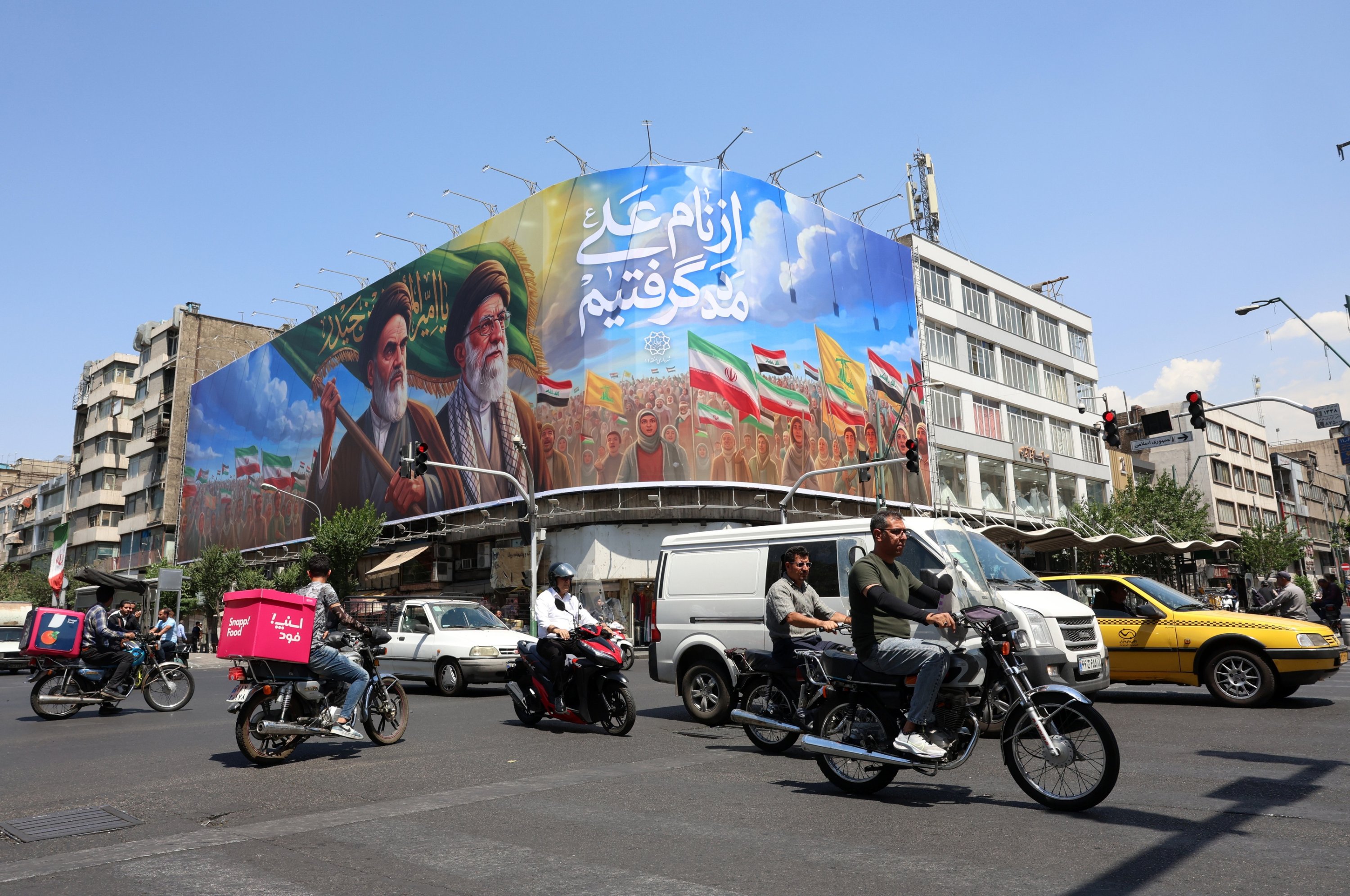 US resumes Iran strikes over chopper crash, Tehran hits back