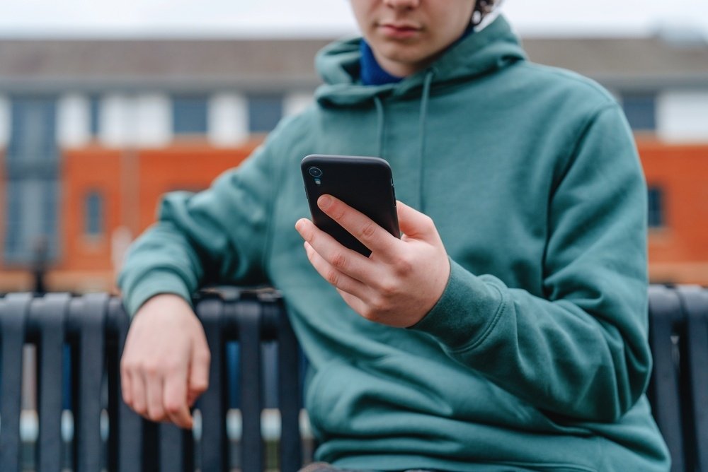 Digital shoulder to lean on: 1 in 5 young people confide in AI
