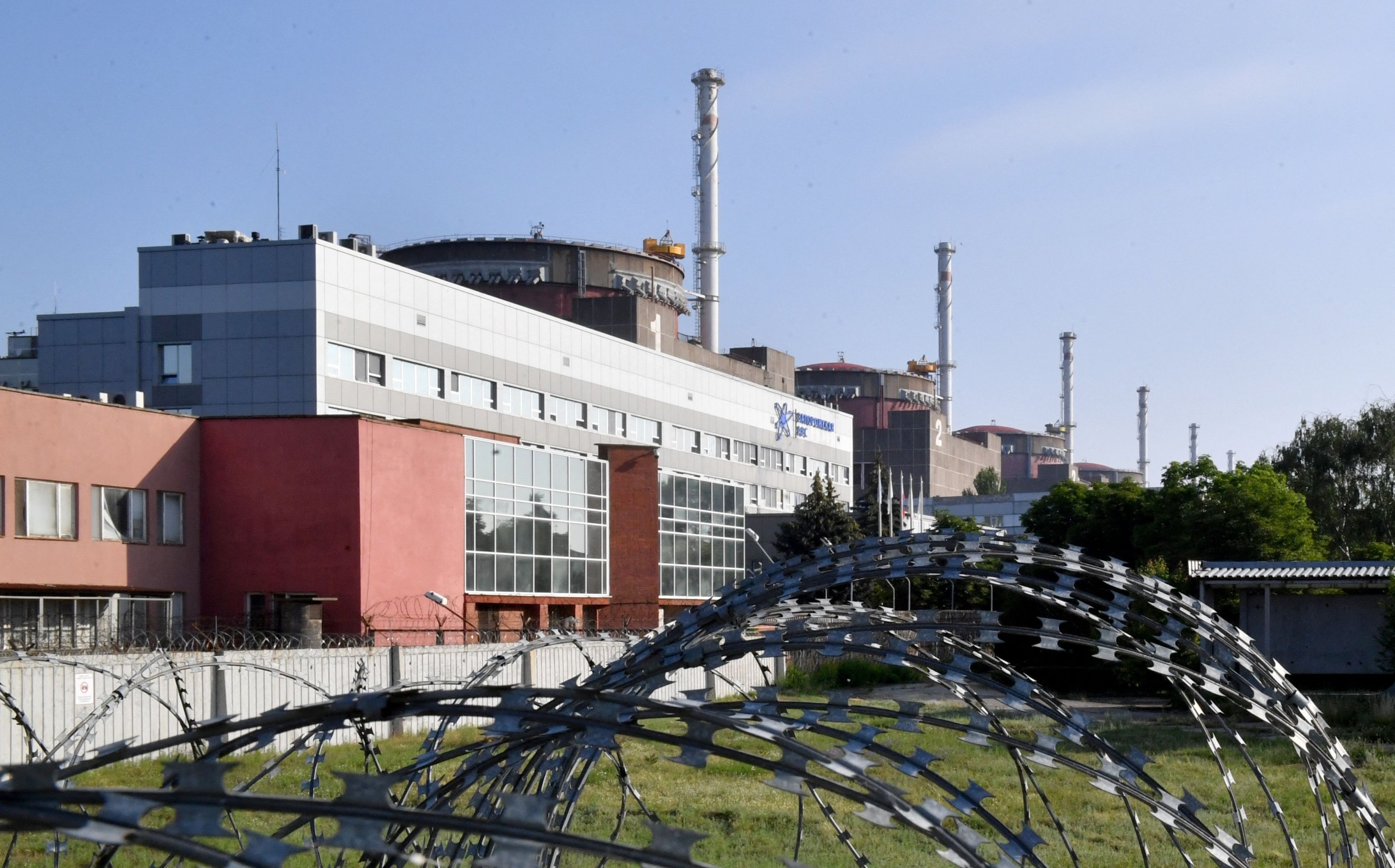 Ukraine’s Zaporizhzhia nuclear plant suffers power cut after strike