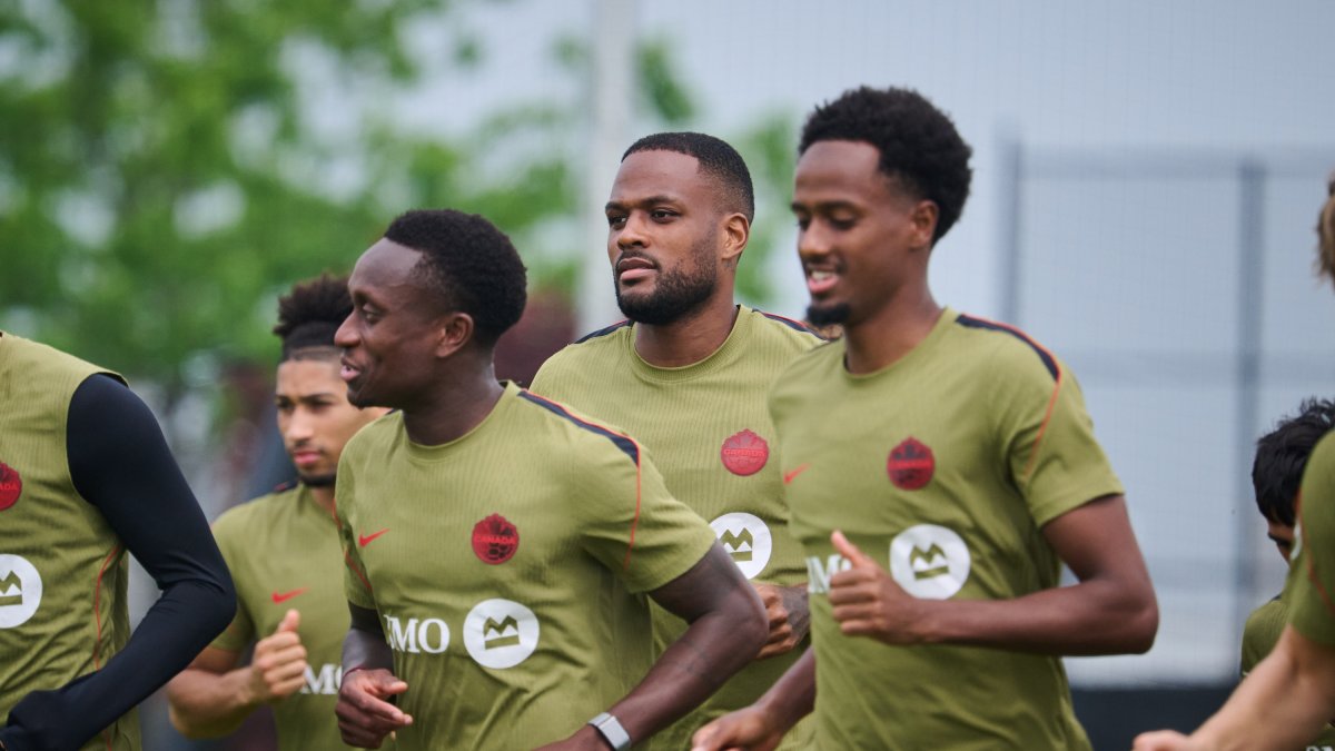 Canada hosts Bosnia in 1st-ever World Cup match on home soil