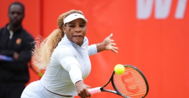 Serena Williams practices on day five of the Championships at The Queen's Club, London, U.K., June 12, 2026. (AP Photo)
