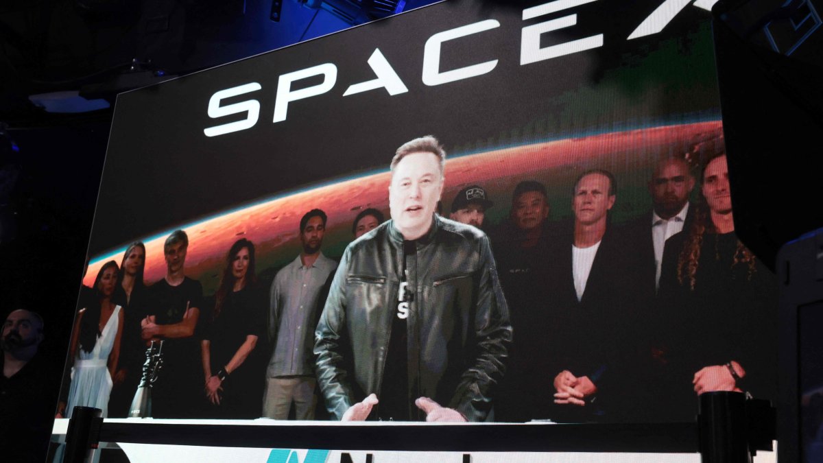 SpaceX founder and CEO Elon Musk speaks via video at the Nasdaq Marketsite in Times Square during the launch of the SpaceX initial public offering (IPO) on the Nasdaq in New York, U.S., June 12, 2026. (AFP Photo)