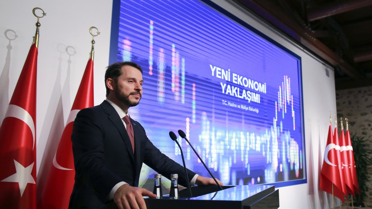 Then-Minister of Treasury and Finance Berat Albayrak speaks at an event, Istanbul, Türkiye, Aug. 10, 2018. (AP Photo)