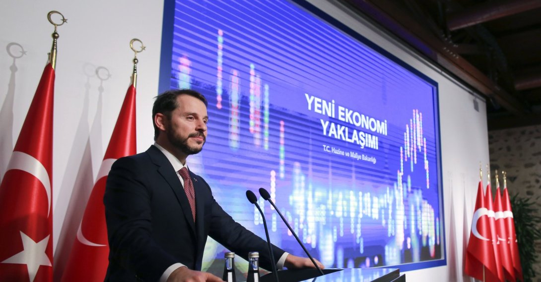 Then-Minister of Treasury and Finance Berat Albayrak speaks at an event, Istanbul, Türkiye, Aug. 10, 2018. (AP Photo)