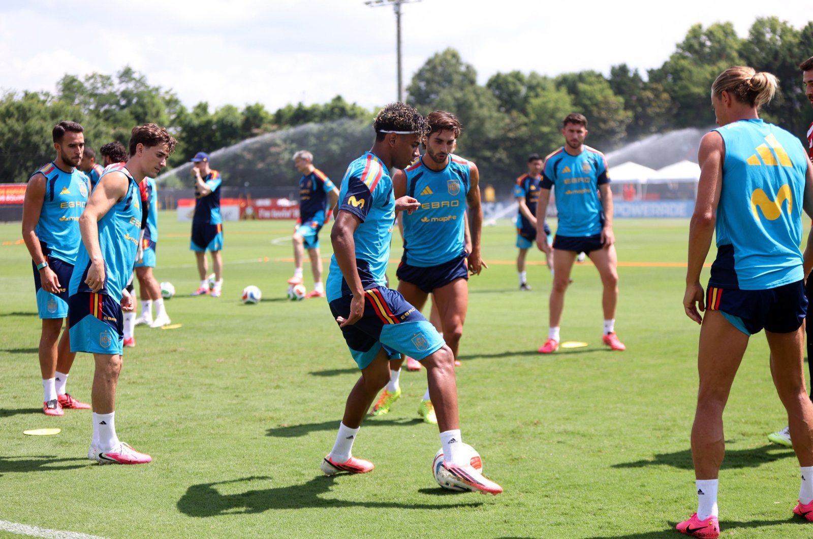 Favorites Spain face tiny Cape Verde to kick off World Cup mission | Daily  Sabah