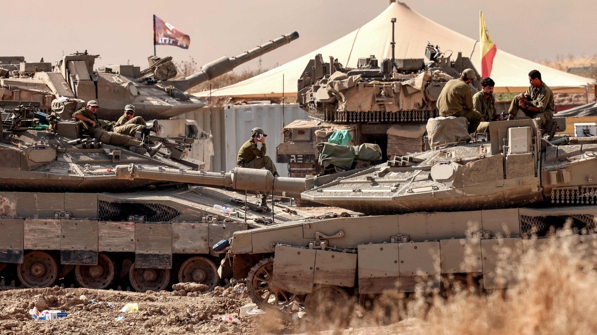 Israeli tanks and troops deployed on the border with the besieged Gaza, June 10, 2026. (AFP Photo)