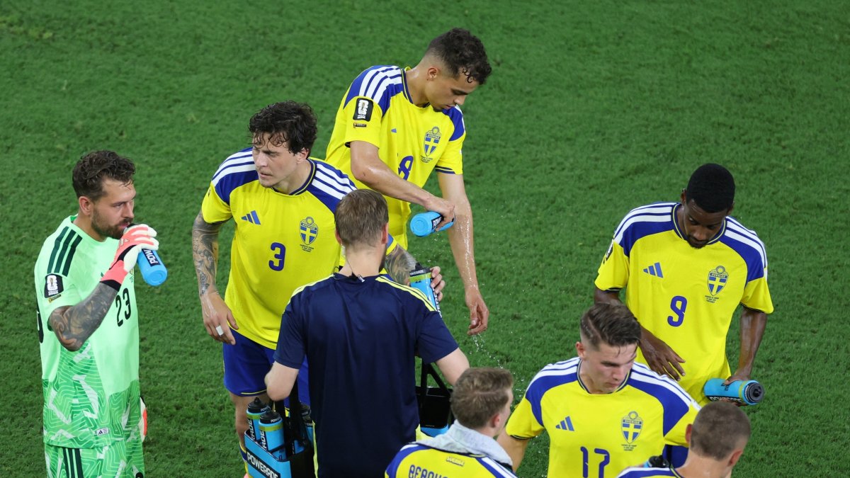 Sweden players during the hydration break at the FIFA World Cup 2026 Group F match against Tunisia, Monterrey, Mexico, June 14, 2026. (Reuters Photo)