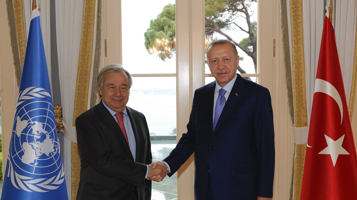 President Recep Tayyip Erdoğan shakes hands with U.N. Secretary-General Antonio Guterres in Istanbul, Nov. 2, 2019. (AA File Photo)
