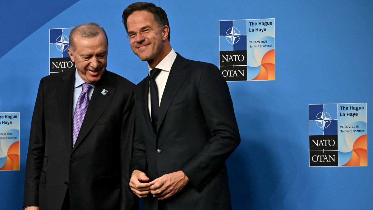 President Recep Tayyip Erdoğan poses for a picture with NATO Secretary-General Mark Rutte during the NATO summit, The Hague, Netherlands, June 25, 2025. (AP Photo)