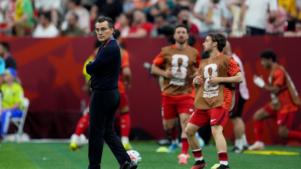 Türkiye's head coach Vincenzo Montella looks on during the 2026 FIFA World Cup Group D match against Australia at the BC Place Stadium, Vancouver, Canada, June 14, 2026. (AA Photo)