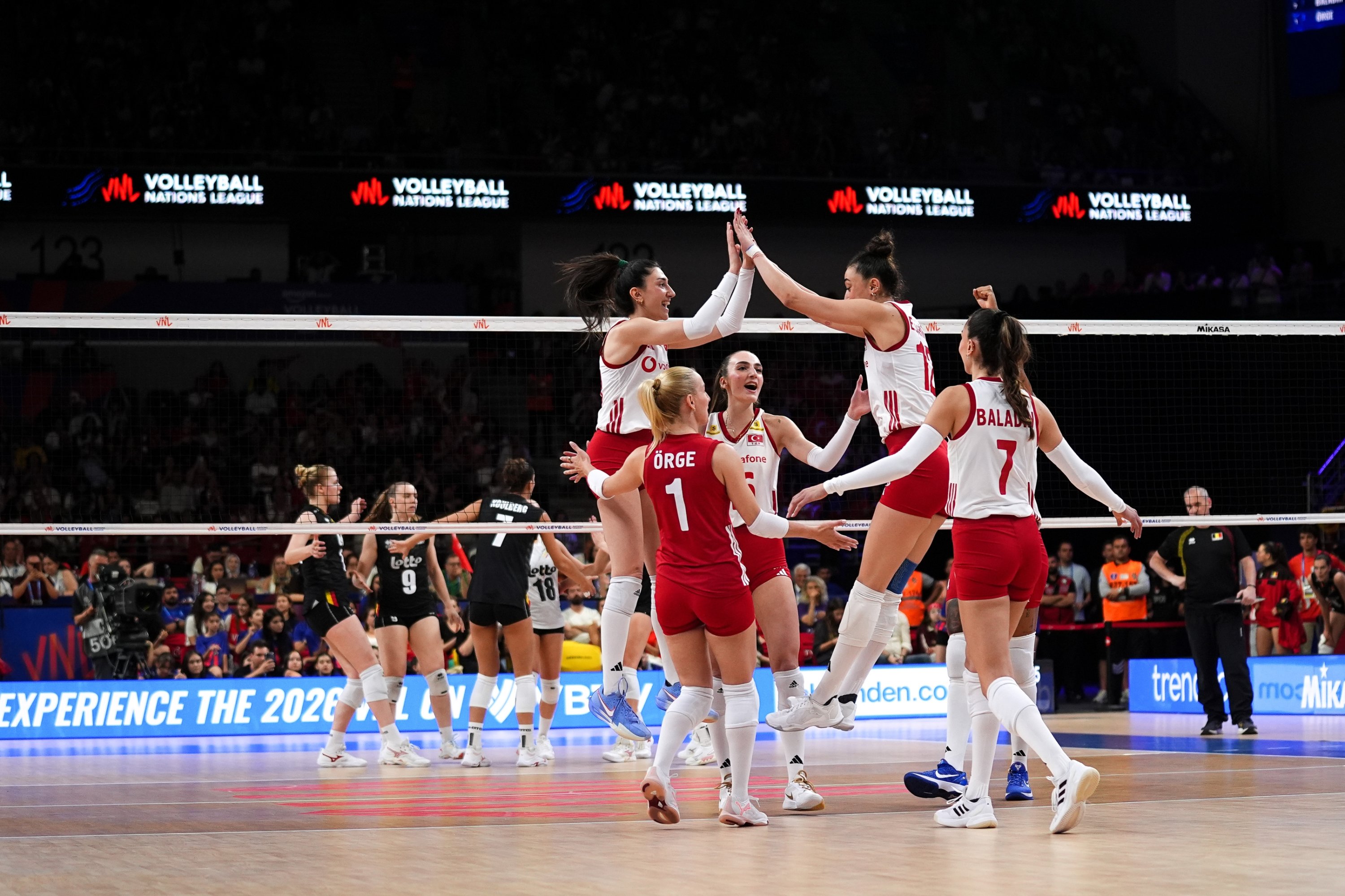 Türkiye sweep Belgium 3-0 in Volleyball Nations League match