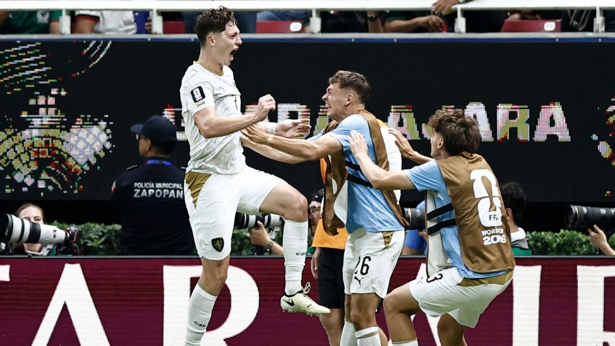Czechia's Ladislav Krejci (L) celebrates with teammates scoring his team's first goal during the 2026 World Cup Group A football match against South Korea at the Guadalajara Stadium, Zapopan, Mexico, June 11, 2026. (AFP Photo)