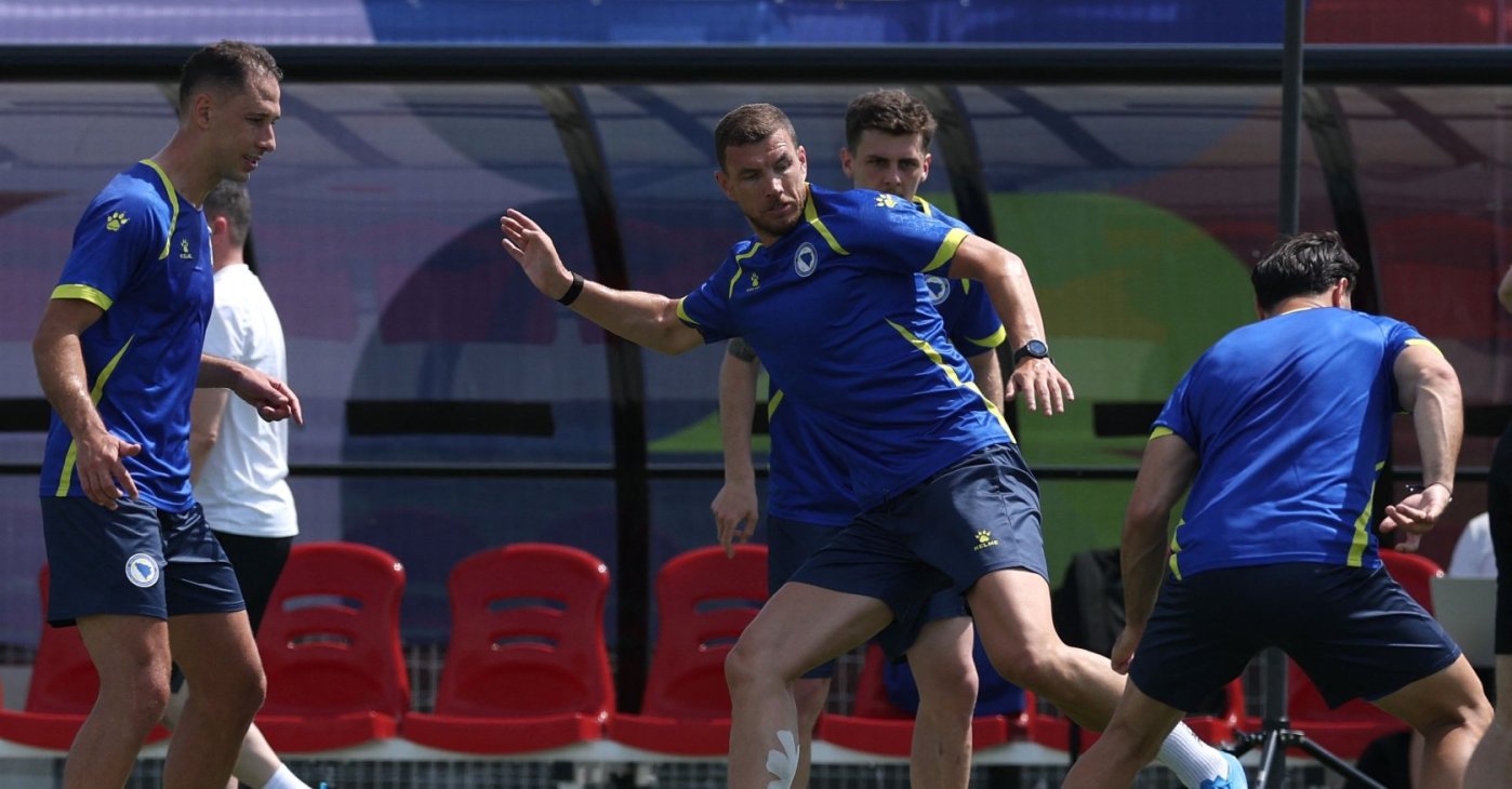 Bosnia-Herzegovina players train ahead of the FIFA World Cup 2026 Group B match between Canada and Bosnia and Herzegovina, Toronto Stadium, Toronto, Canada, June 11, 2026. (AFP Photo)