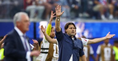 U.S. coach Mauricio Pochettino reacts during the 2026 FIFA World Cup Group D against Paraguay at Los Angeles Stadium, Inglewood, U.S., June 12, 2026. (Reuters Photo)