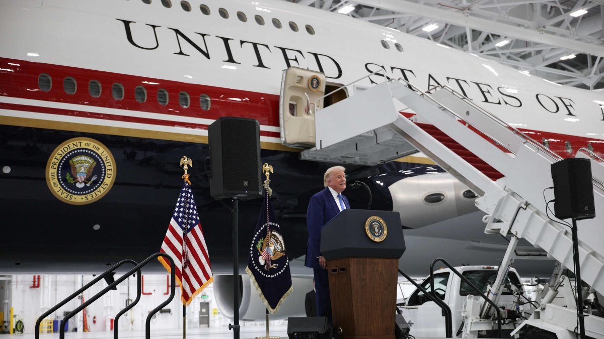 U.S. President Donald Trump delivers remarks after touring the newest aircraft in the presidential fleet at Andrews Air Force Base, Maryland, June 19, 2026. (AFP Photo)