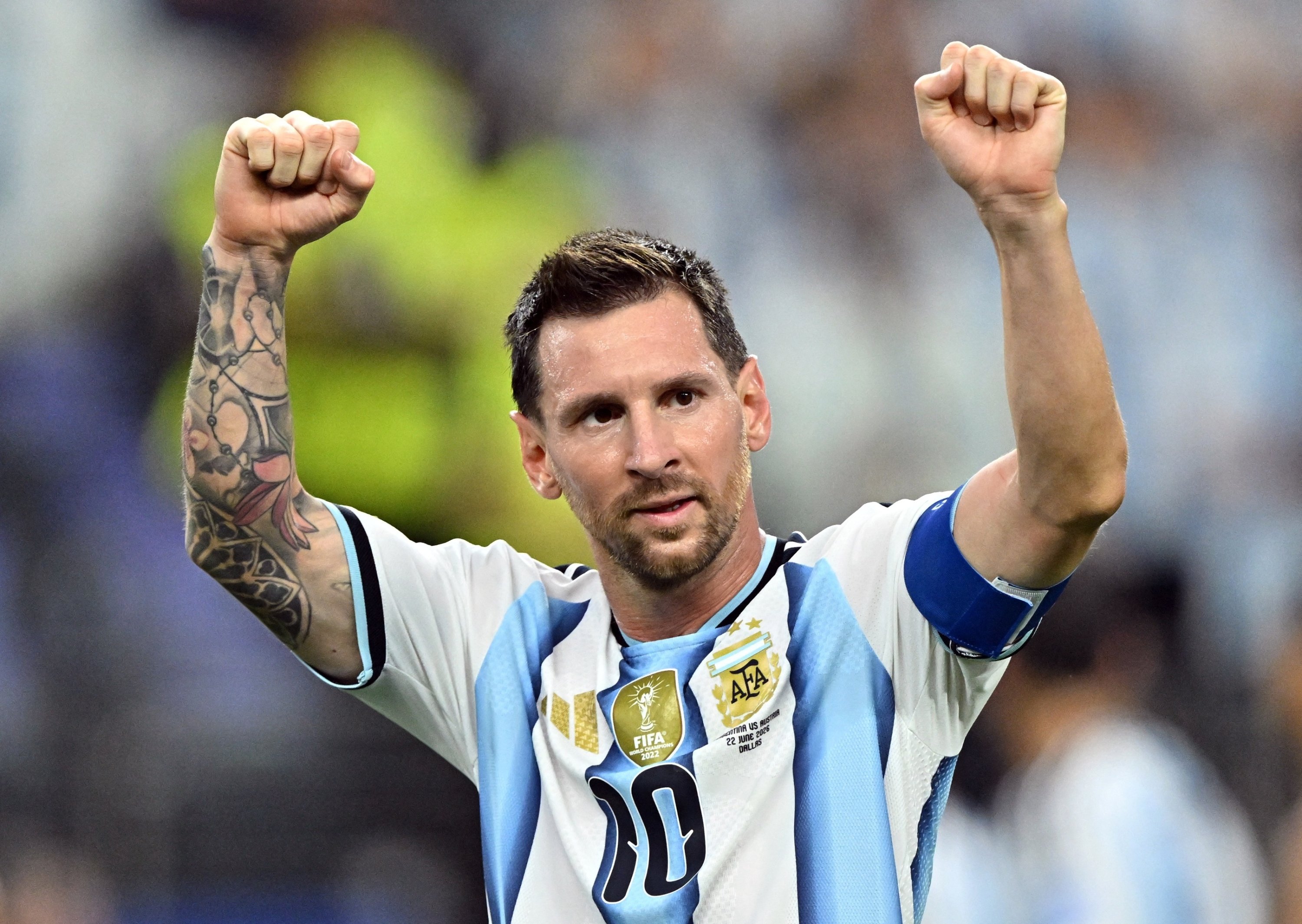 Messi breaks World Cup scoring record as Argentina reach knockout stage