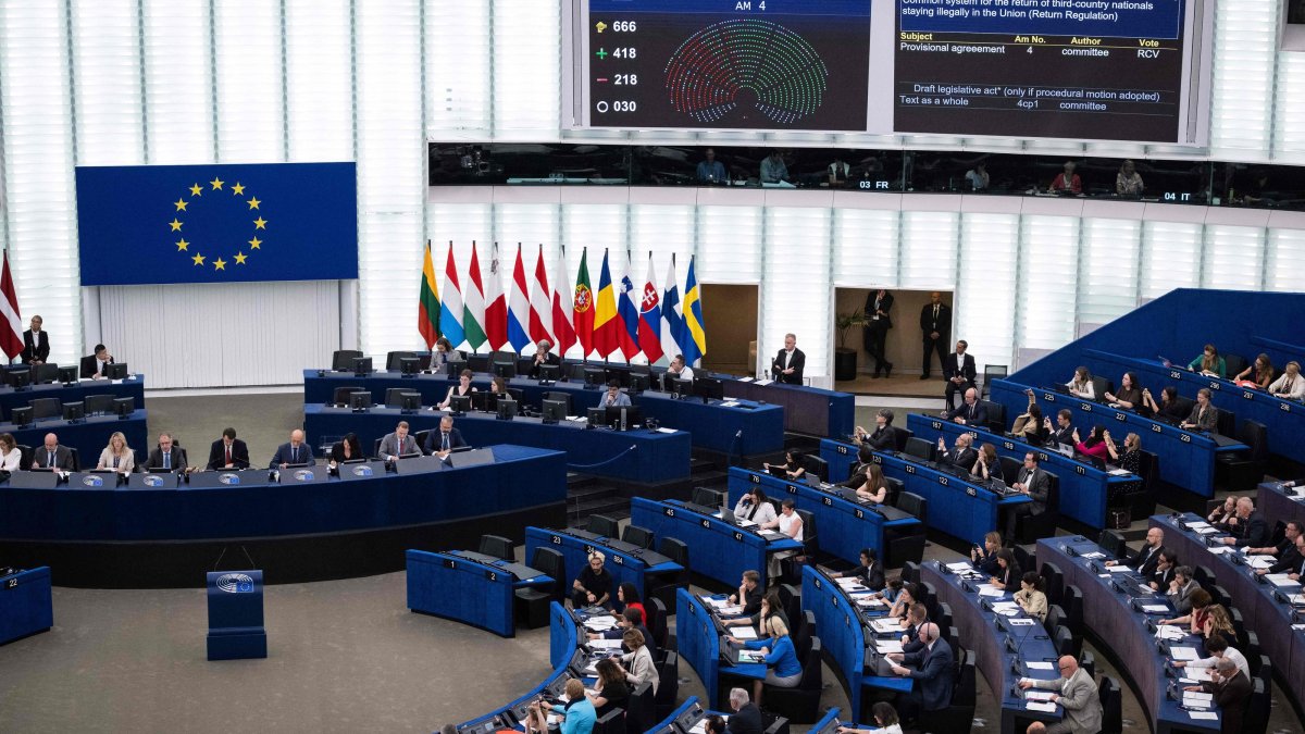 Members of the European Parliament vote on a proposal at the European Parliament, Strasbourg, France, June 17, 2026. (AFP Photo)