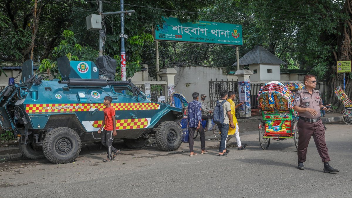 A Bangladesh Police armored personnel carrier is stationed in front of Shahbagh Police Station in Dhaka, Bangladesh, June 22, 2026. (EPA Photo)