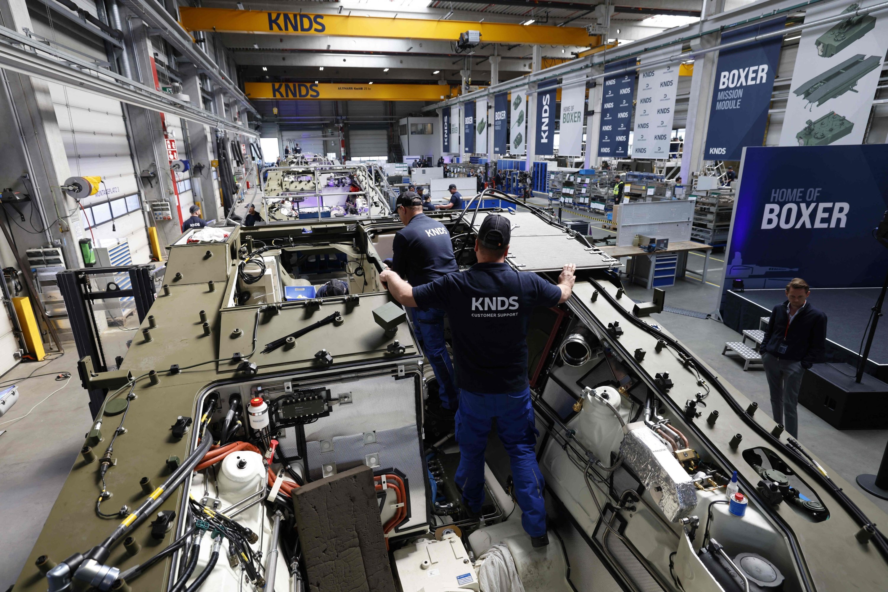 Leopard tank maker KNDS plans to launch IPO in weeks
