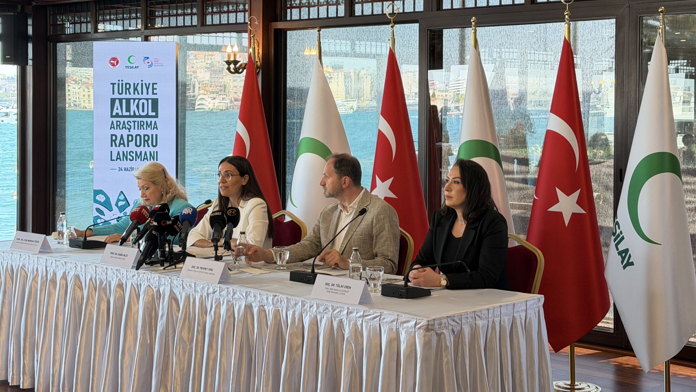 Experts present the findings of the Türkiye Alcohol Research Report by the Turkish Green Crescent Society (Yeşilay), Istanbul, Türkiye, June 24, 2026. (Photo by Amez Ahmed) 