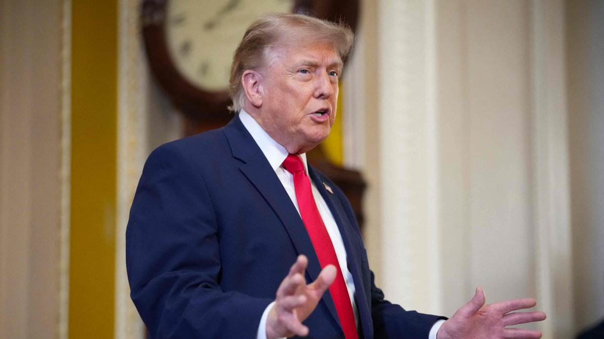 U.S. President Donald Trump speaks to the media as he arrives at the U.S. Capitol, Washington, June 24, 2026. (AFP Photo)