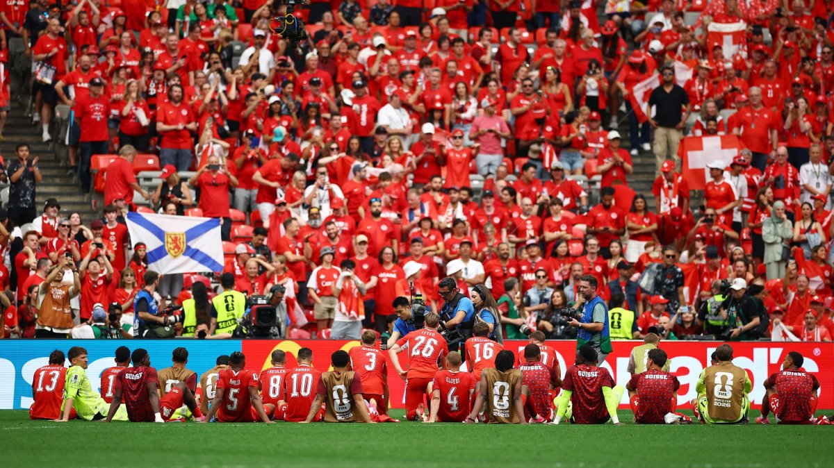 
Switzerland players celebrate after the match against Canada, Vancouver, June 24, 2026. (Reuters Photo)