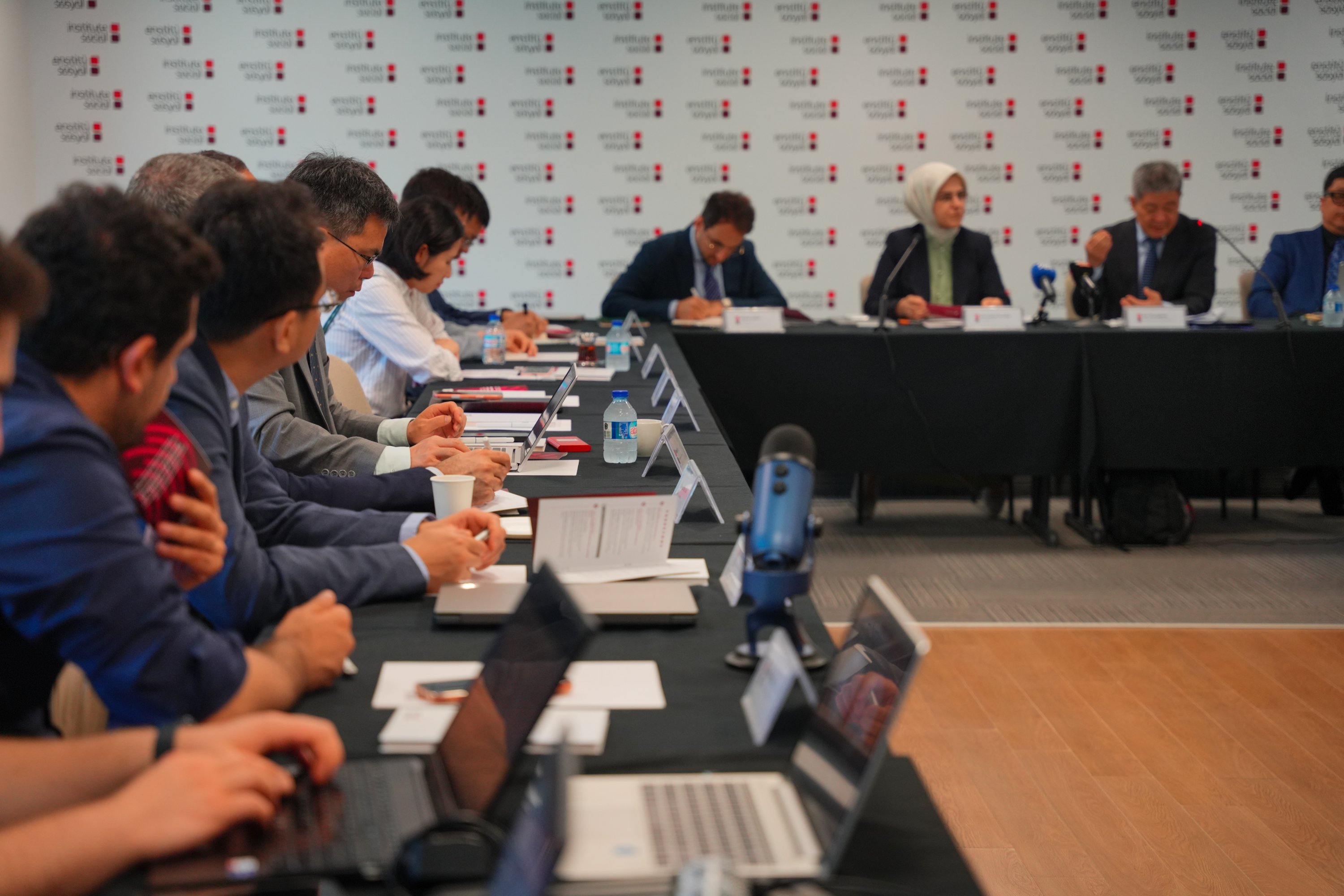 Türkiye-China forum promotes non-Western education views