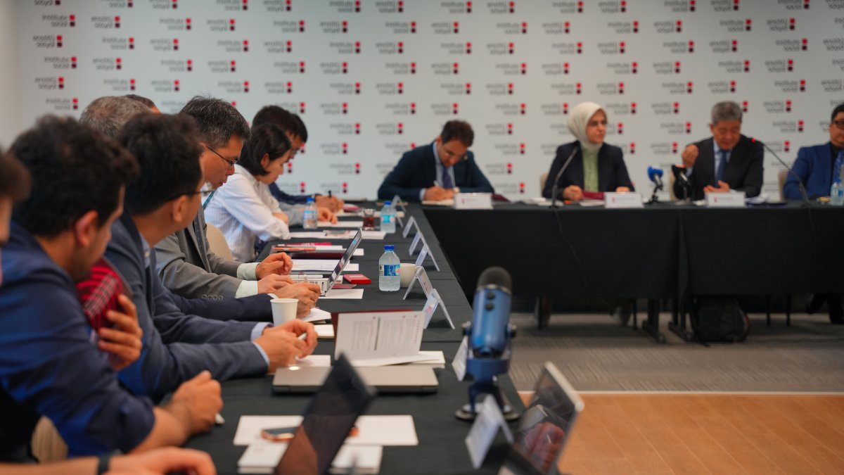 Ipek Coşkun Armağan (2nd-R) and professor Guo Changgang (3rd-R) make their opening remarks during the 3rd Türkiye-China Academic Cooperation Forum, Istanbul, Türkiye, June 25, 2026. (Courtesy of the Institute Social)
