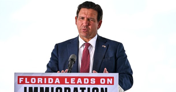 Florida Governor Ron DeSantis speaks during a press conference at the South Florida Detention Facility, nicknamed "Alligator Alcatraz," at the Dade-Collier Training and Transition Airport in Ochopee, Florida, June 25, 2026. (AFP Photo)