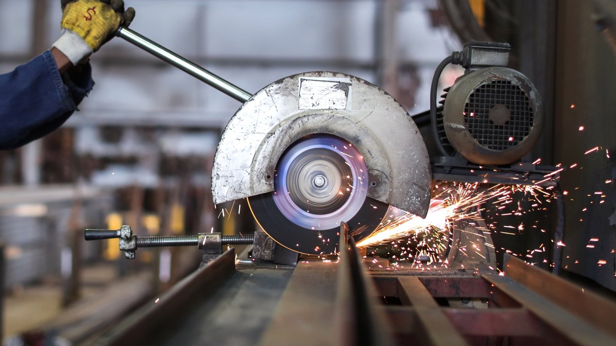 "The total value of sales from products manufactured by enterprises climbed 27.7% year-on-year in 2025, up from TL 18.815 trillion in 2024 and TL 13.344 trillion in 2023." (Getty Images Photo)
