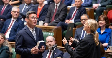 Andy Burnham is sworn in as the lawmaker for Makerfield in the House of Commons chamber, London, Britain, June 22, 2026. (EPA Photo)