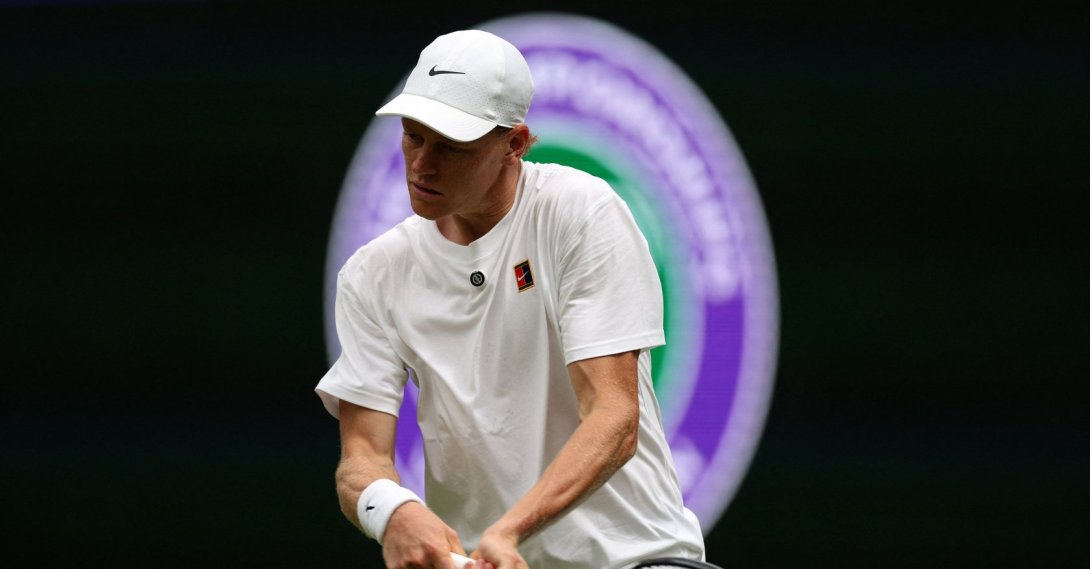 Italy's Jannik Sinner reacts as he practices with Serbia's Novak Djokovic on No. 1 Court ahead of the 2026 Wimbledon Championships, London, U.S., June 25, 2026. (AFP Photo)