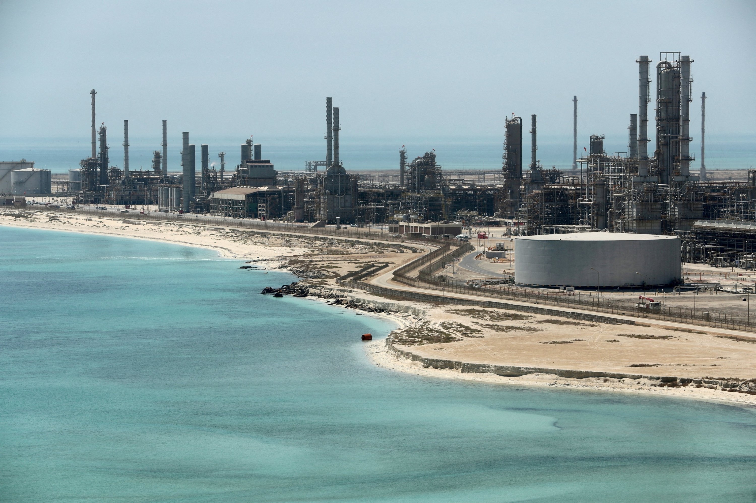 At least 14 killed in Saudi Aramco chopper crash near Ras Tanura