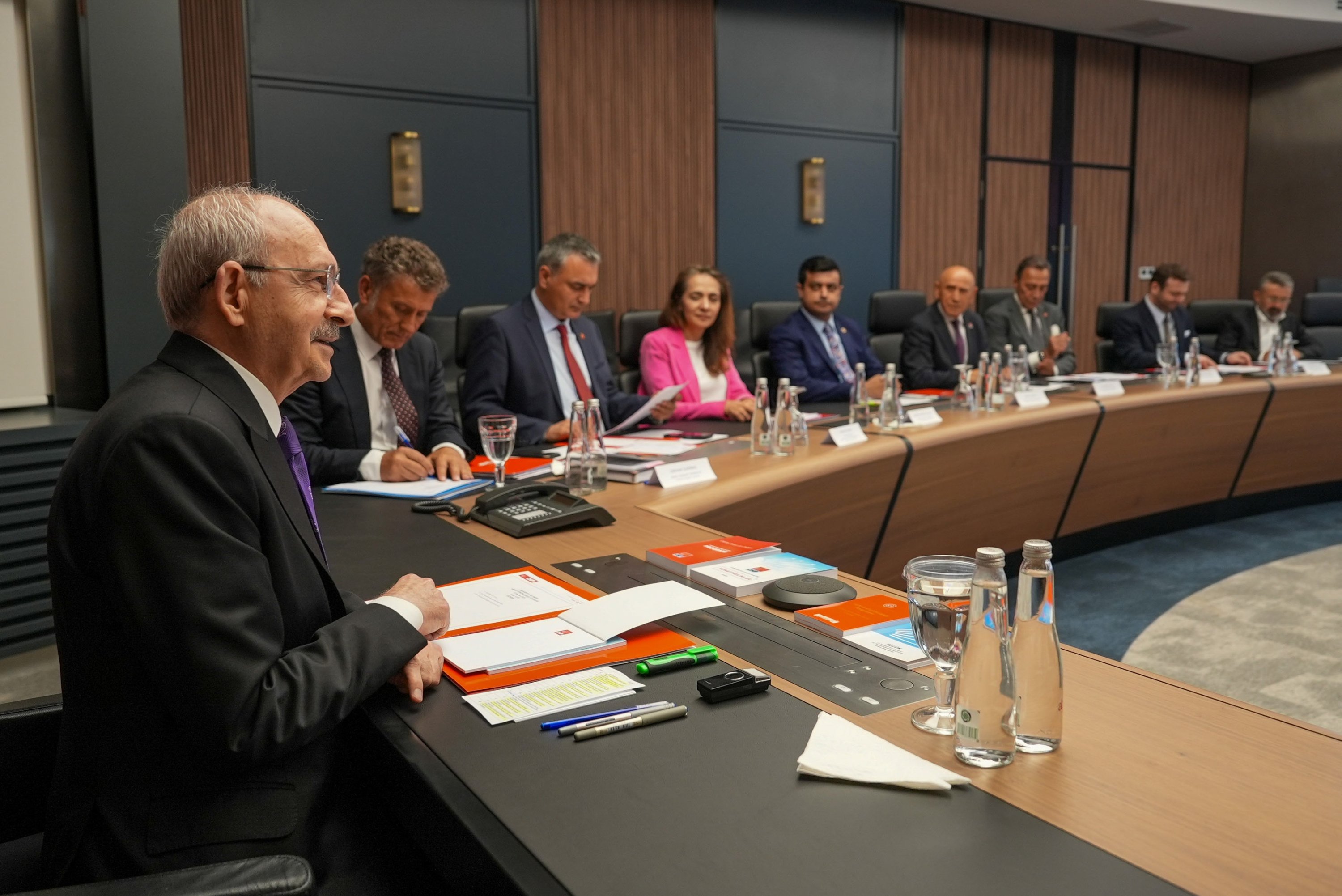 Kılıçdaroğlu rolls out more purges in two-headed CHP of Türkiye