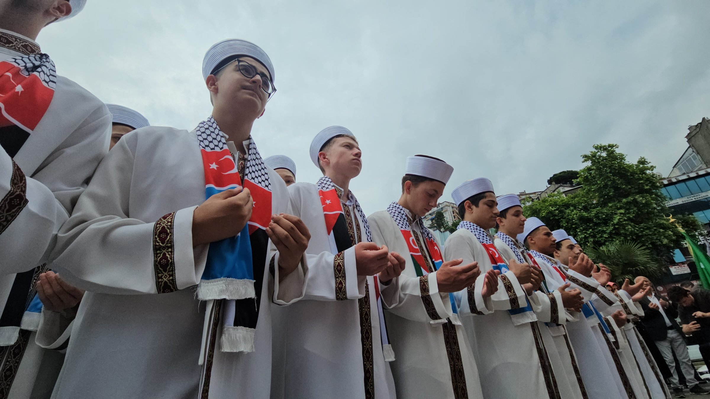 Young students who completed Quran classes attend a graduation ceremony, Zonguldak, northern Türkiye, June 19, 2026. (DHA Photo)