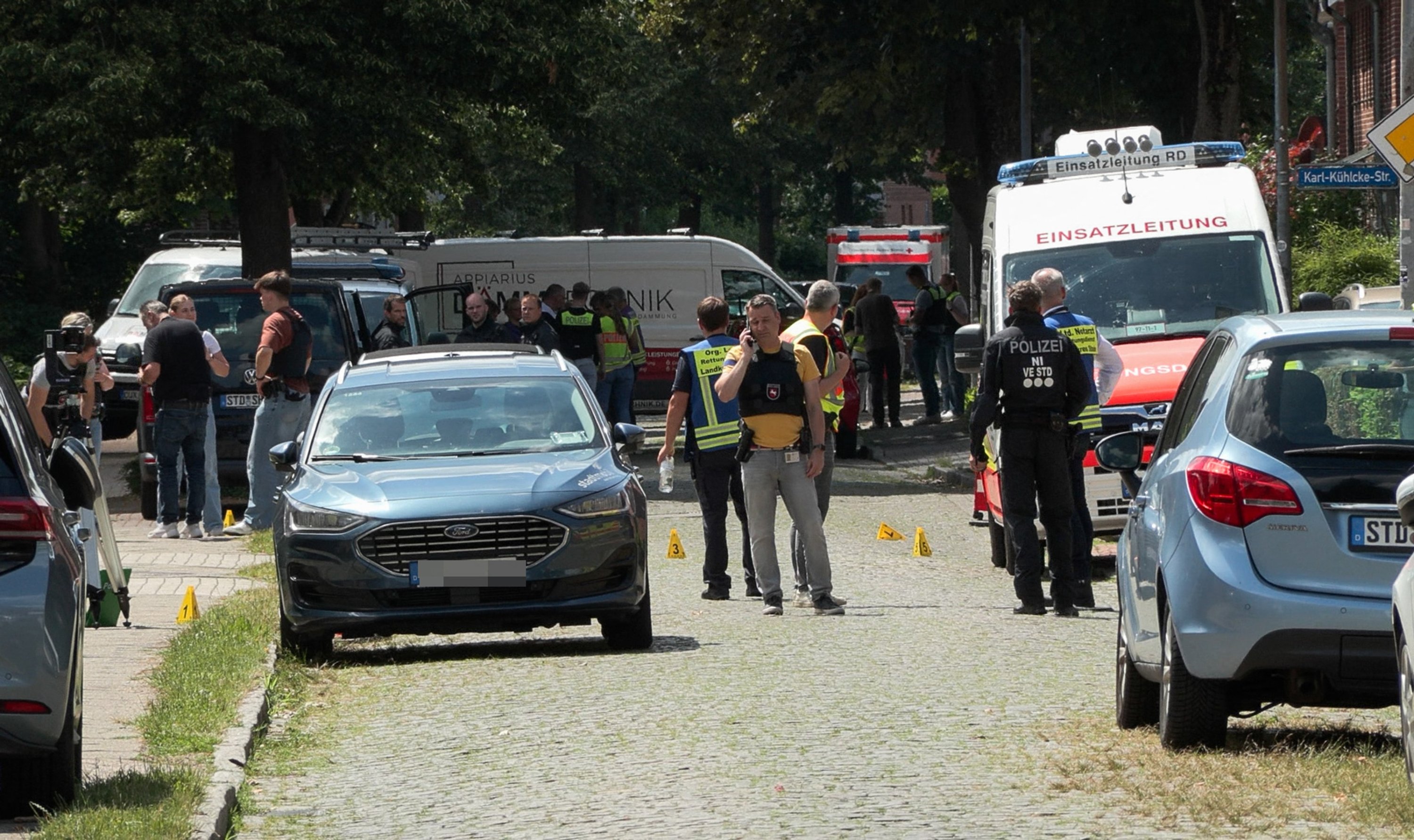 At least 5 killed when gunman opens fire in N. Germany's Stade