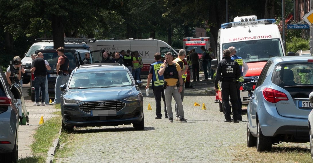 Police and rescuers work at the scene where several people were killed in a shooting in Stade, northern Germany, June 29, 2026. (AFP Photo)