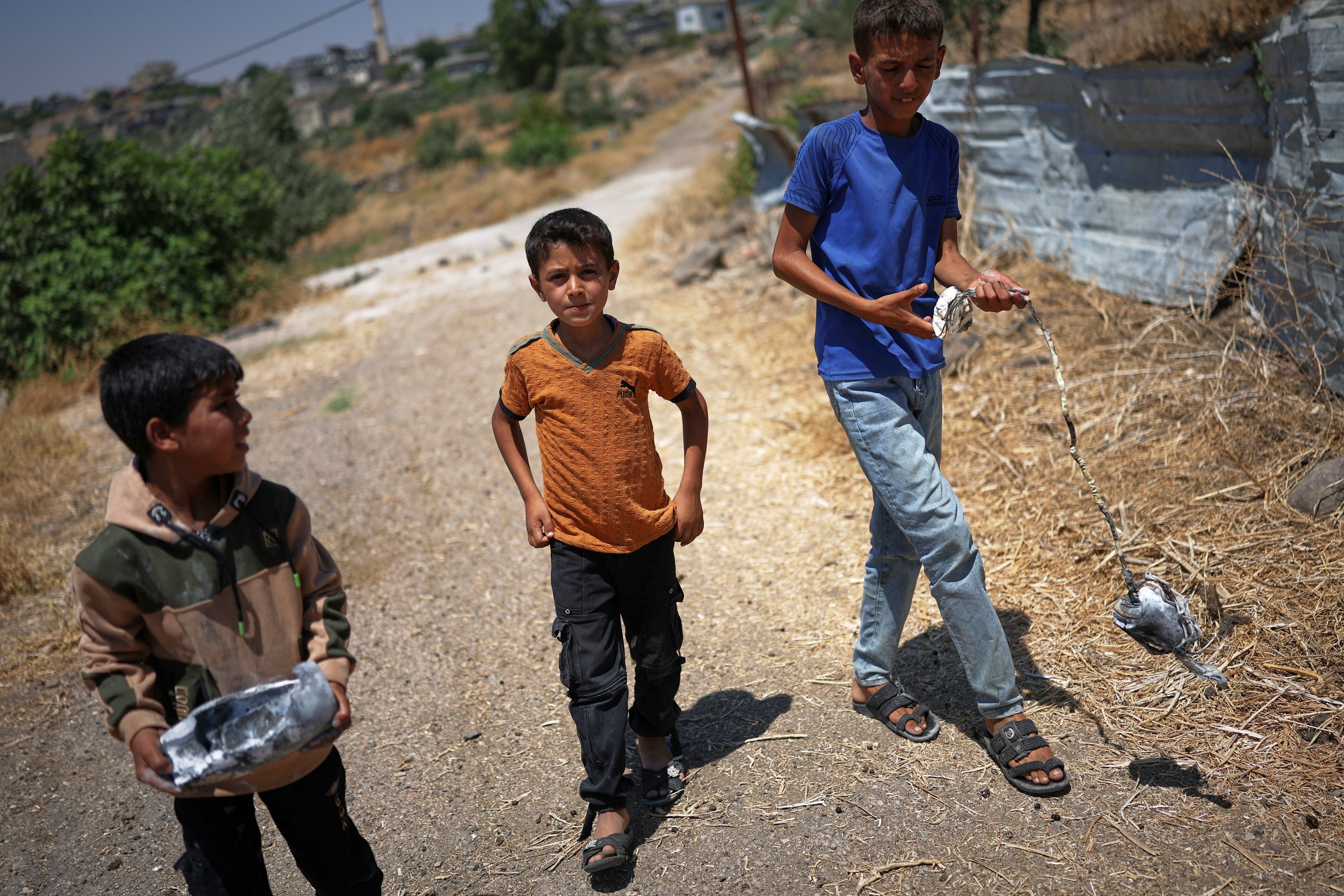 S. Syrian town of Abdin mounts resistance against Israeli invaders