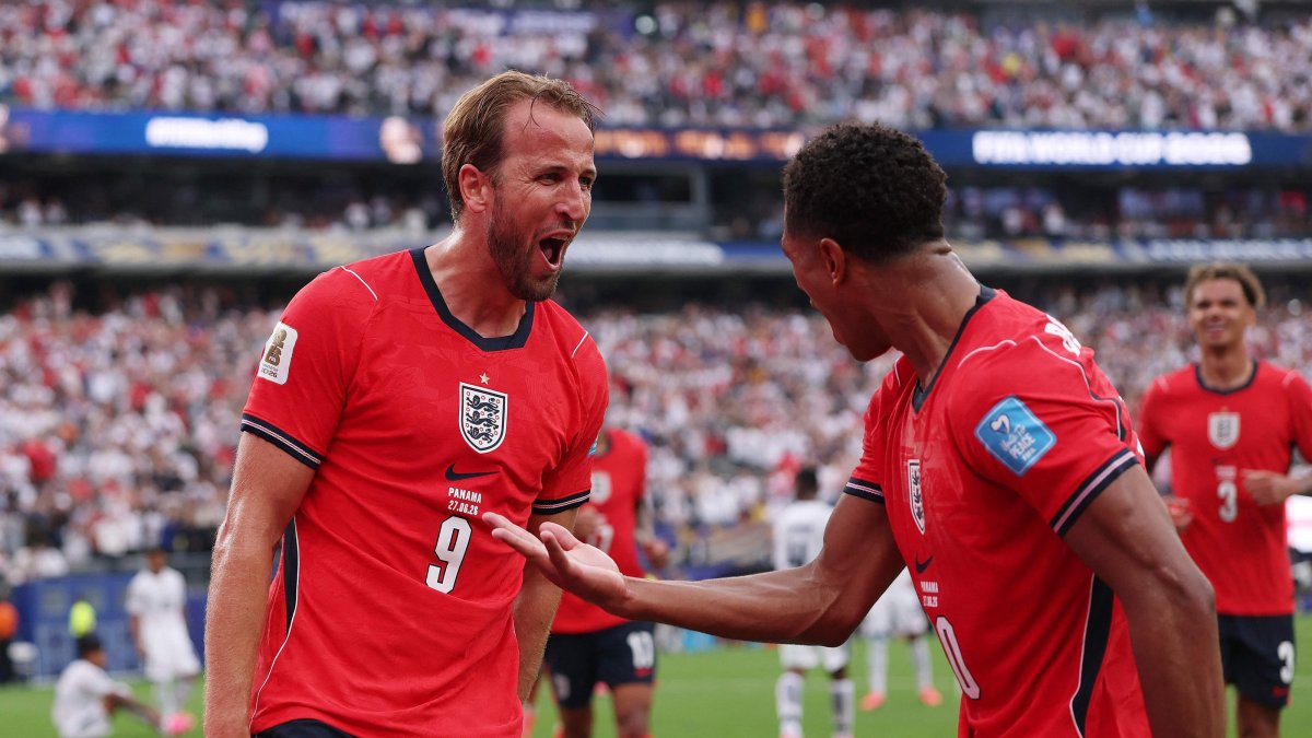 England's Harry Kane (L) celebrates with Jude Bellingham after scoring the team's second goal during the 2026 FIFA World Cup Group L match against Panama at New York New Jersey Stadium, East Rutherford, U.S., June 27, 2026. (AFP Photo)