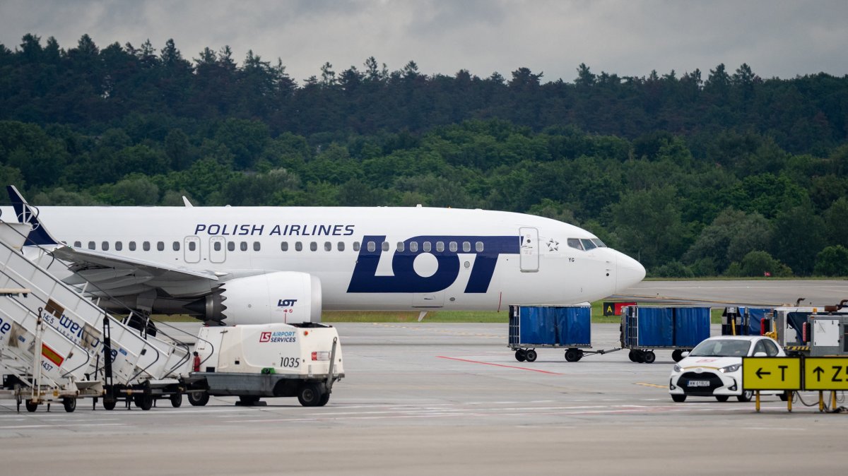 A LOT Polish Airlines Boeing 737 MAX 8 aircraft is seen at John Paul II Krakow Balice International Airport in Krakow, Poland, on June 11, 2026. (AFP Photo)