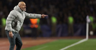 Enzo Maresca gestures from the sideline during the UEFA Champions League league phase football match between Qarabağ and Chelsea at the Tofiq Bahramov Republican Stadium, Baku, Azerbaijan, Nov. 5, 2025. (AFP Photo)