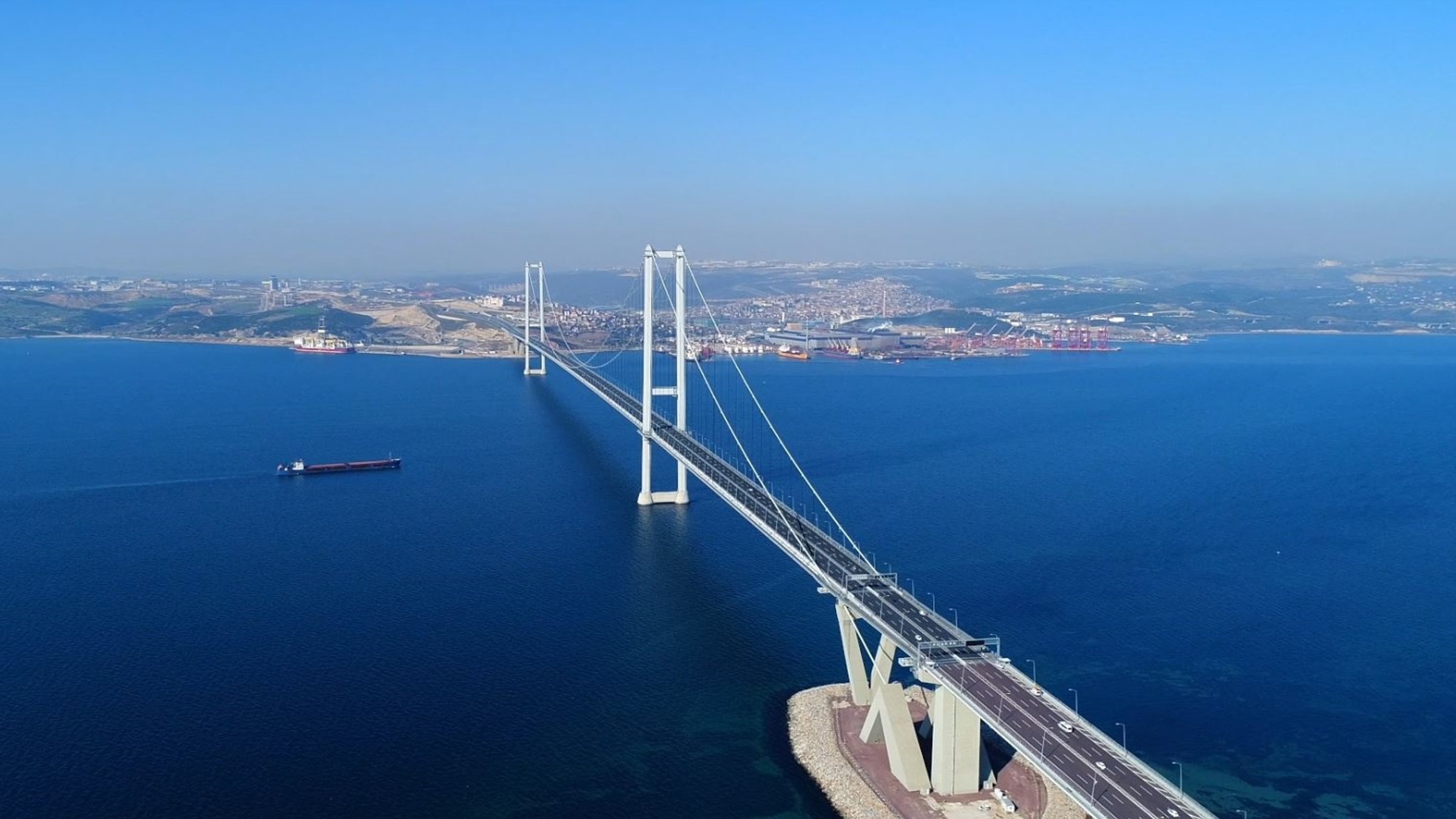 A view of the Osmangazi Bridge spanning the Gulf of Izmit, Türkiye, July 1, 2026. (AA Photo)