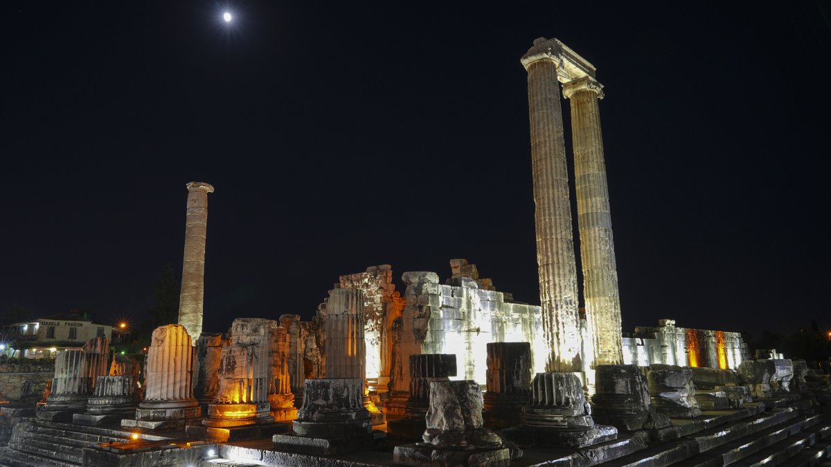 A night view of the Temple of Apollo, Didim, southwestern Türkiye, June 25, 2026. (AA Photo)